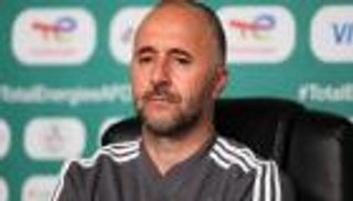 أسبوع بعد الصدمة.. 3 مؤشرات تقرب بلماضي من البقاء مع الجزائر