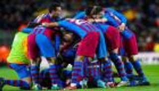 "الضيف الثقيل".. فرانكفورت يخشى جبروت برشلونة