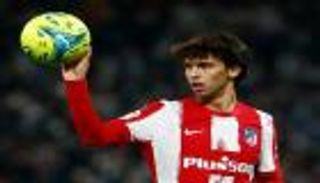 أتلتيكو مدريد يرد على برشلونة.. "لن يرحل"