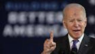 بايدن يربط بين العقوبات الجديدة و"فظائع بوتشا"