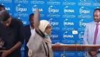 التعبير بقذف الحذاء يتسلل للمشهد السوداني.. ما القصة؟