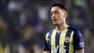 ما حقيقة تعاقد النصر السعودي مع مسعود أوزيل؟