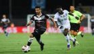 تجاهل محرز... موهبة الجزائر يستعين بمحمد صلاح للنجاح في أوروبا