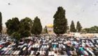 80 ألف مصلٍّ بالمسجد الأقصى في الجمعة الأولى من رمضان (صور)