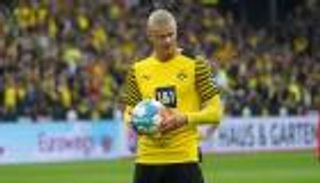 الميركاتو الصيفي.. 40 مليون يورو تفصل هالاند عن برشلونة