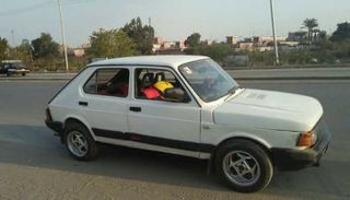 السيارة فيات 127