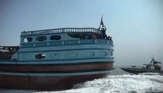 السفينة التي تحمل علم تنزانيا واحتجزتها إيران في مياه الخليج