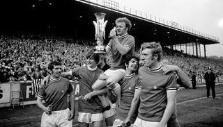 ليدز يونايتد بطلاً لكأس المعارض