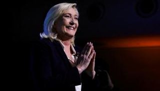 مارين لوبان زعيمة حزب الجبهة الوطنية الفرنسية