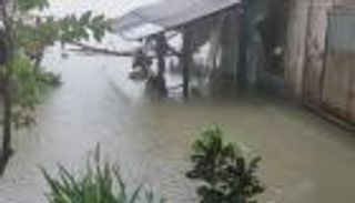 عاصفة تشرّد 17 ألفاً في الفلبين (صور)