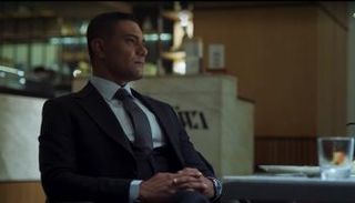 مشهد من مسلسل سوتس بالعربي