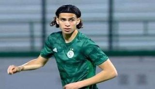 رامز زورقي نجم منتخب الجزائر