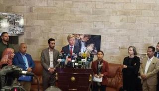 المبعوث الأممي في مطار صنعاء