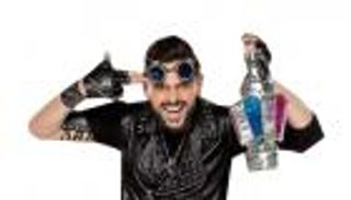 مقالب رامز جلال في رمضان.. وجه واحد و14 شخصية (إنفوجراف)