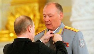 الجنرال دفورنيكوف.. يد بوتين الضاربة