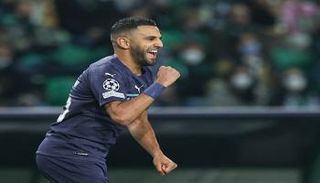 رياض محرز نجم فريق مانشستر سيتي