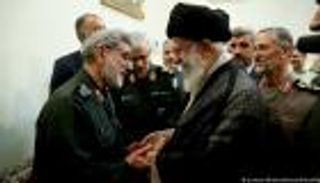 إبقاء "حرس إيران" بلائحة الإرهاب.. رسالة أكاديميين لبايدن