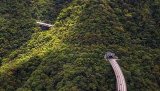 الطريق يقع في البرازيل وليس الجزائر