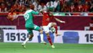 ما هي القنوات الناقلة لمباراة الأهلي والرجاء؟