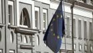 طرد 18 دبلوماسيا من بعثة الاتحاد الأوروبي بروسيا.. والتكتل يندد