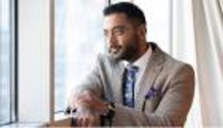 أحمد فلوكس عن منى زكي في "أصحاب ولا أعز": خانها الاختيار