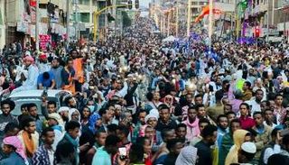 مشاركون في الإفطار الجماعي بمدينة ديسي الإثيوبية