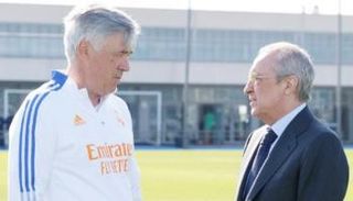 بيريز رئيس ريال مدريد وأنشيلوتي