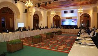 جانب من مشاورات اليوم الخامس للجنة المسار الدستوري الليبي في القاهرة