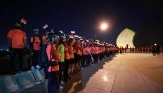 ماراثون للدراجات الهوائية أمام 