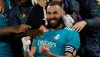 هداف ريال مدريد.. كم هدفا يحتاجه بنزيما لمعادلة رقم رونالدو؟