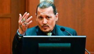 الممثل الشهير جوني ديب