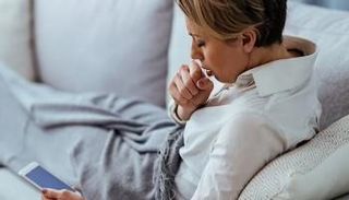 تطبيق جديد يكتشف المصاب بكوفيد 19- ديلي ميل