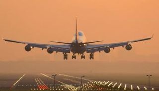 ممر للهبوط بمطار بغداد الدولي في ساعات النهار