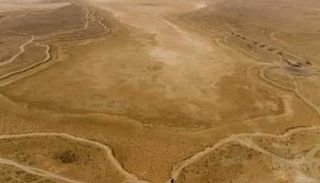 بحيرة ساوة بعد جفاف مياهها 