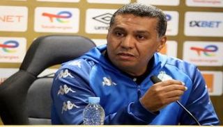 رشيد الطاوسي مدرب الرجاء المغربي