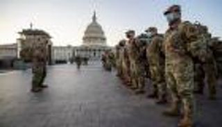 هبوط بالمظلات وإخلاء الكابيتول.. ماذا يحدث في واشنطن؟