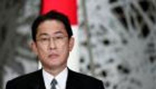 "قربان كيشيدا" الخريفي يعيد إثارة الجدل في اليابان