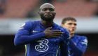 روميلو لوكاكو.. العملاق الذي صنعه "الحليب المغشوش"