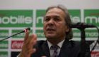 رابح ماجر.. 6 تهم تضع أسطورة الكرة الجزائرية في وجه العاصفة