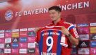 قصة صفقة.. ليفاندوفسكي يقرر خيانة دورتموند لعيون بايرن ميونخ