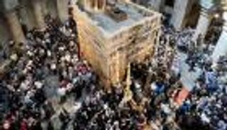 بدء احتفالات "سبت النور" بكنيسة القيامة في القدس