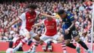 عاد للحياة.. ماذا قدم محمد النني مع أرسنال ضد مان يونايتد؟