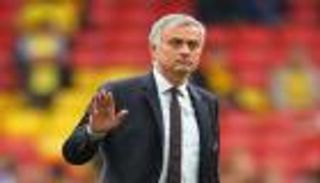 مورينيو يدعم إنتر ميلان في صراع الدوري الإيطالي