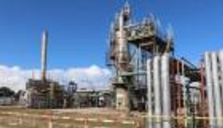 أزمة نفط ليبيا.. اشتباكات تعطل 29 موقعا بمصفاة الزاوية