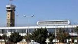 وثائق مزورة واحتكار التذاكر.. اليمن يفضح عراقيل الحوثي بمطار صنعاء