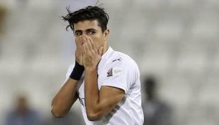 بغداد بونجاح مهاجم منتخب الجزائر وفريق السد القطري