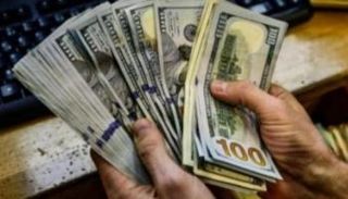 تعاملات الدولار الأمريكي في البنوك المصرية