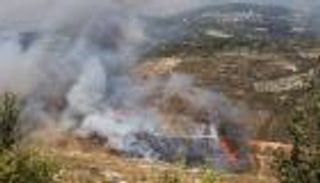 إسرائيل تقصف مواقع في لبنان ردا على إطلاق صواريخ