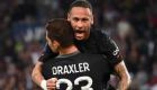 بجانب بوكيتينو.. باريس سان جيرمان يستعد للتضحية بـ7 نجوم