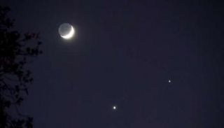 اقتران القمر مع كوكب المريخ